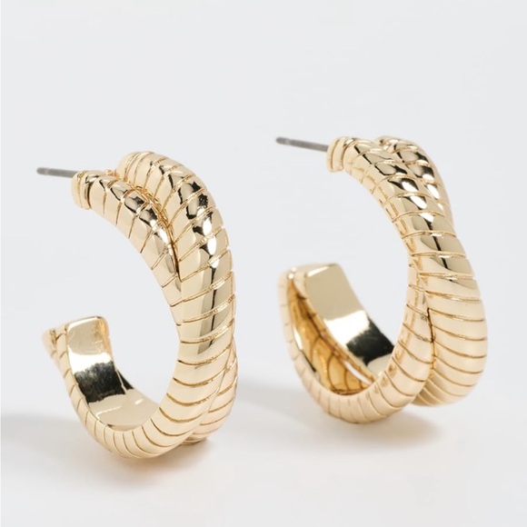 Roxanne Assoulin Jewelry - Roxanne Assoulin Twisted Gold Earrings
